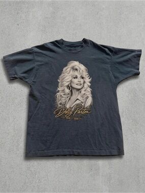 In Memory of Dolly Parton 1946-2026 Tribute Charcoal T-Shirt